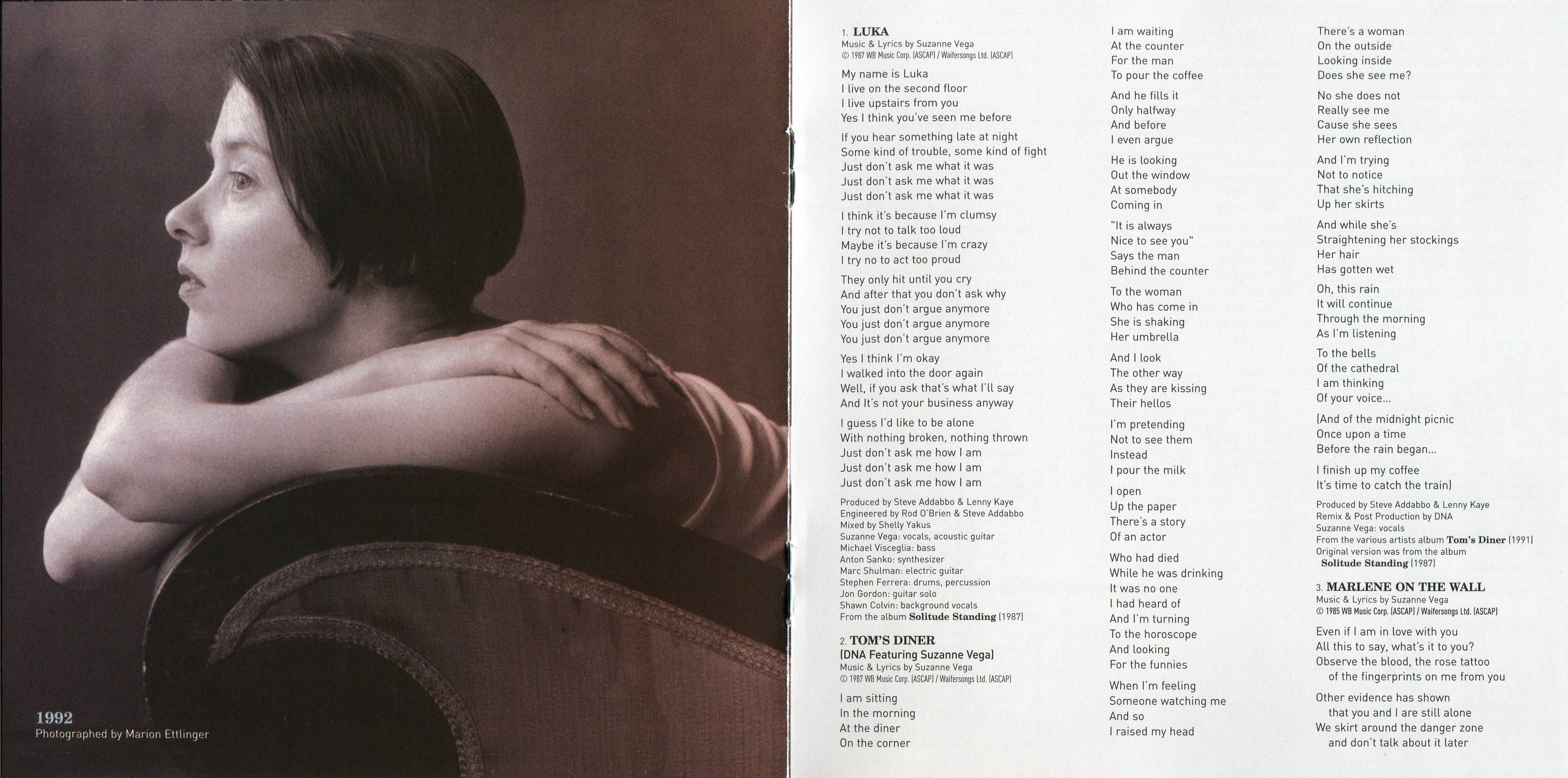 Suzanne Vega  The Best Of; Retrospective : Booklet 6